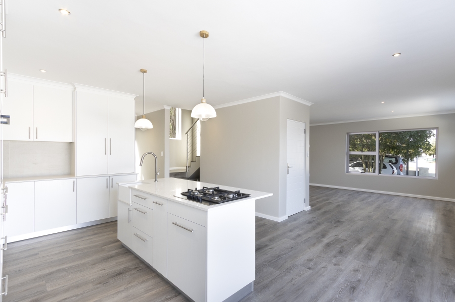 To Let 3 Bedroom Property for Rent in Helena Heights Western Cape